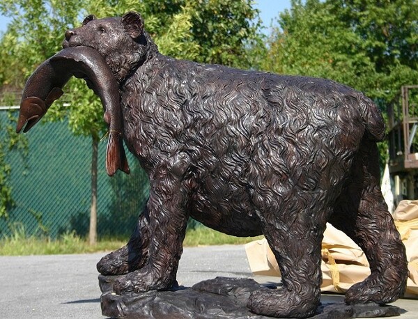 Fisherman Bear Cast Bronze Garden Statue Wildlife Sculpture Fountain